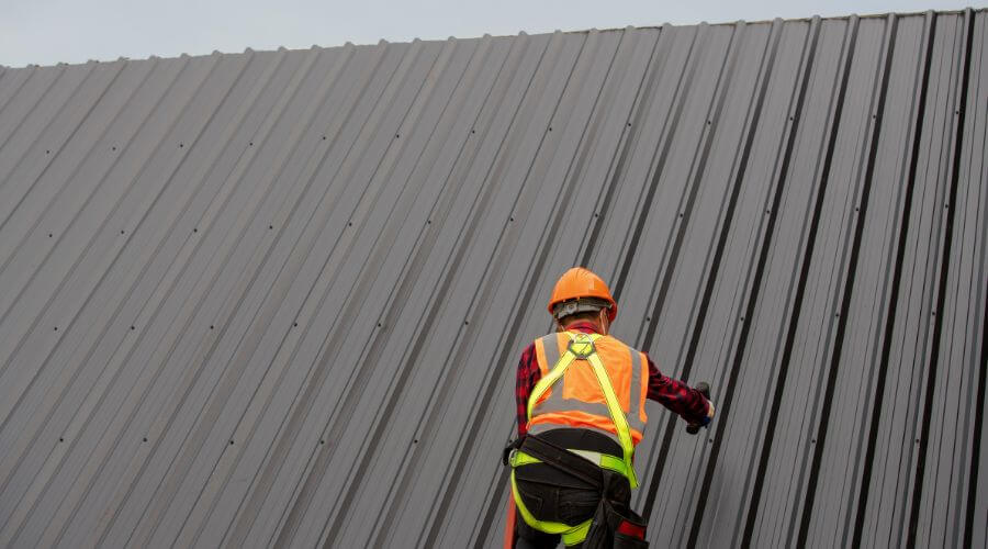 Professional residential roofers in McClelland, IA